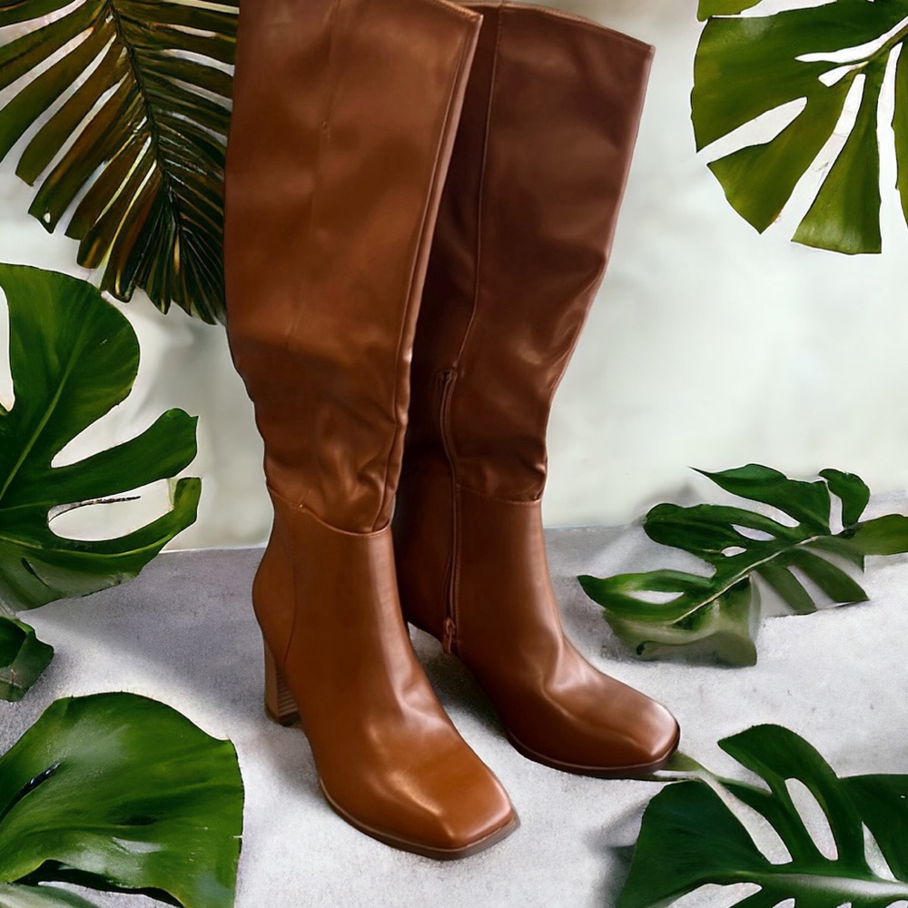 ZBY Brown Leather Boots - EXCELLENT CONDITION (Like New)